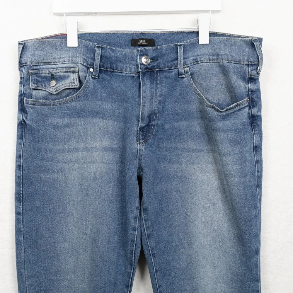 TRUE RELIGION Geno Relaxed Slim Horseshoe Flap Pocket Blue Jeans Sz 38